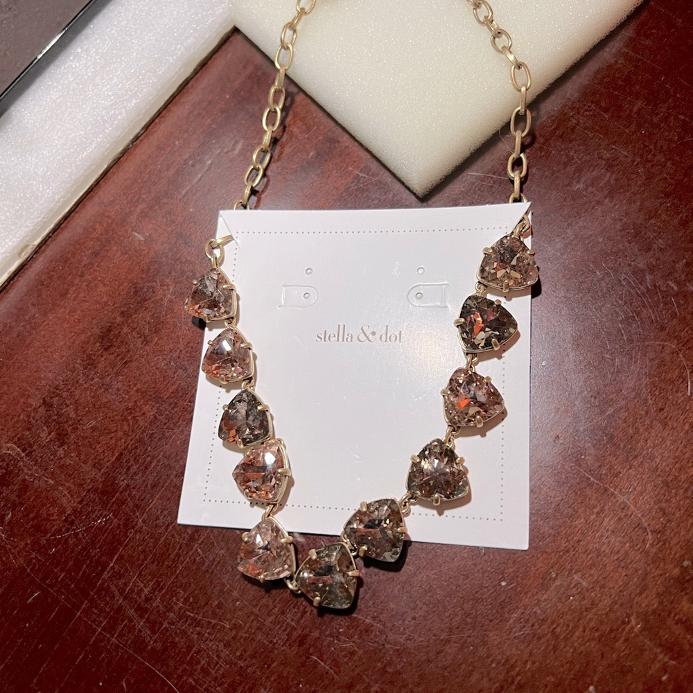 Stella & Dot Peach Somervell Necklace